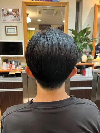 メンズ MOEHO /メンズカットのヘアスタイル