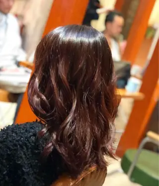 セミロング カラー 宮下 浩一のヘアスタイル
