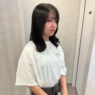 セミロング カラー Lita./ 大賀ひかり🧁🫧のヘアスタイル