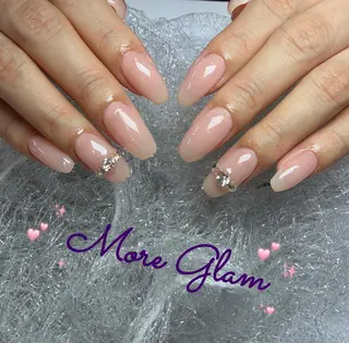 ネイル MoreGlam Nailsのネイルデザイン