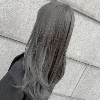 ロング 北川 真衣のヘアスタイル