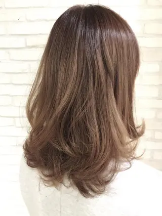 ミディアム セミロング 横浜🍒ルーツカラー エクステ/RIEのヘアスタイル