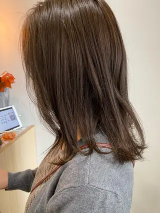 セミロング コタ コットのヘアスタイル