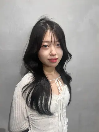 ロング 韓国ヘア 🇰🇷 natsukiのヘアスタイル