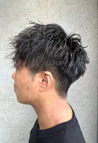 パーマ メンズ 中村 虎のヘアスタイル