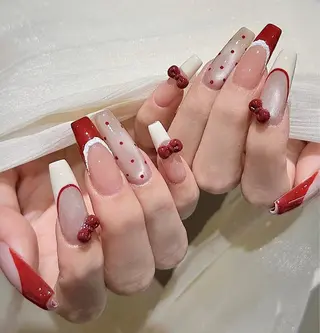 ネイル AKIKO ネイルサロンのネイルデザイン
