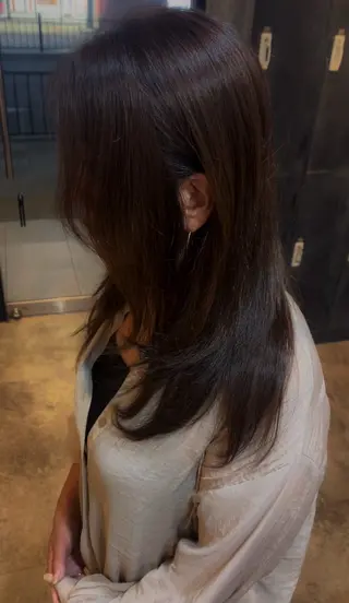 カラー 林田 もものヘアスタイル