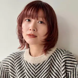 ショート カラー あやめ【顔まわり/レ イヤー/柔らかカラ】のヘアスタイル