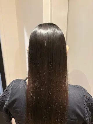 ロング anji /ハイトーン・パーマのヘアスタイル