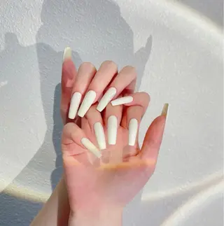 ネイル DR 💅のネイルデザイン