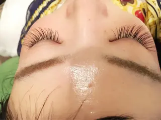 まつエク 内藤 まどかのヘアスタイル