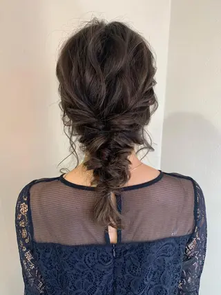 セミロング ヘアアレンジ Mikuri 【Little】のヘアスタイル