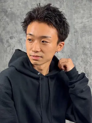 ショート カラー パーマ メンズ 武井 凌のヘアスタイル