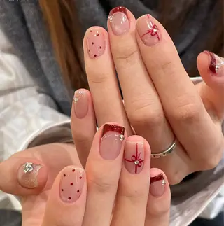 ネイル バ ヤリカクのネイルデザイン