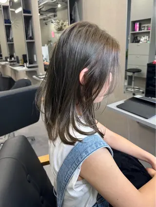 ミディアム カラー PALO / もも🍑のヘアスタイル