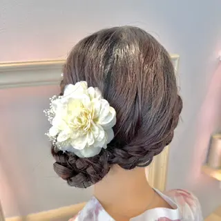 セミロング ヘアメ🎀推しカラー 🥣横浜/しほ🧸のヘアスタイル