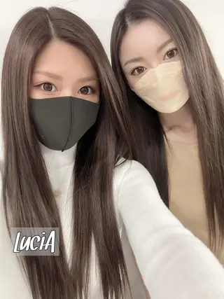カラー ロング ヘアアレンジ LuciA エクステカラーのヘアスタイル
