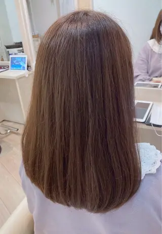 セミロング 暖色カラー💞 菊地しおんのヘアスタイル
