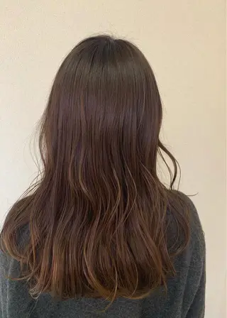 セミロング 髪質改善お任せ ください♪ひとみのヘアスタイル