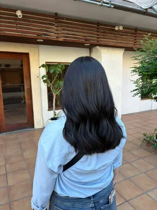 セミロング putri店長 和田鈴采のヘアスタイル
