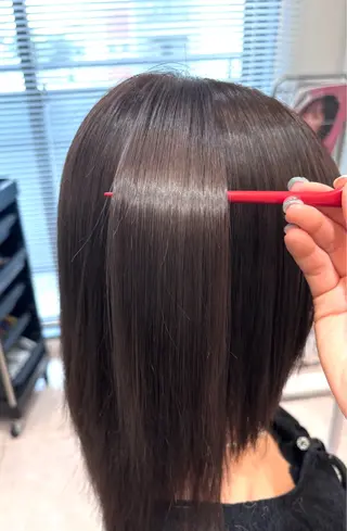 ミディアム 渋谷 とまとのヘアスタイル