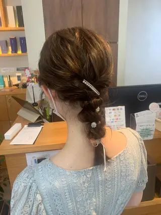 ミディアム Atelier NEWYORK　三ノ輪店所属・アトリエニューヨーク 三ノ輪店のヘアスタイル