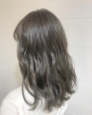 セミロング カラー まつげ兼任しもさこ 🌟レイヤー得意のヘアスタイル