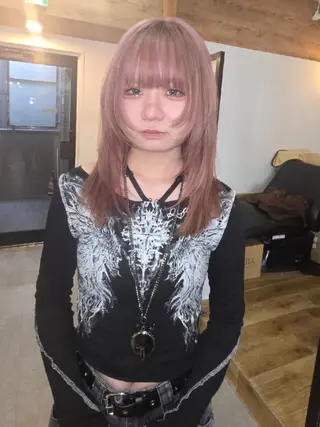 セミロング カラー ケアブリーチ特化 same 🦈のヘアスタイル