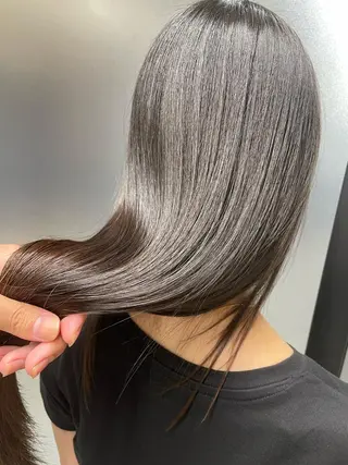 セミロング ヘアアレンジ 髪質改善×ハイトーン 中田啄也のヘアスタイル