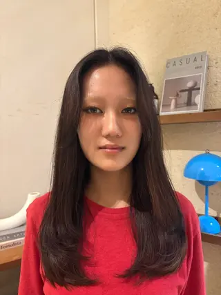 セミロング カラー 玲音/ストレート/ ブリーチ/大阪の眉毛・アイブロウイメージ