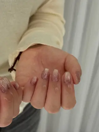 ネイル LETTER_& MINAのネイルデザイン