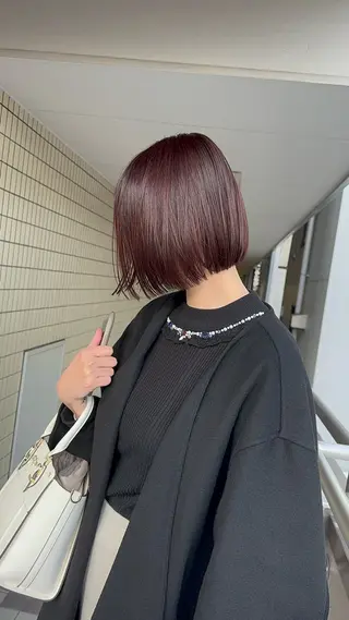 ショート カラー 💫カットはなんでも 得意です✂️のヘアスタイル