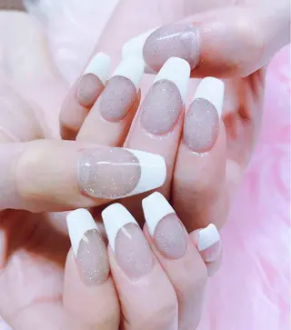 ネイル MoonNail ユリ🌸のネイルデザイン