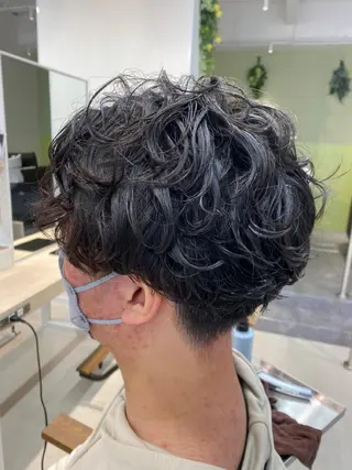 パーマ メンズ 韓国メンズ特化 パーマSatskiのヘアスタイル