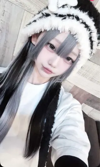 ロング カラー 𝙃𝘼𝙍𝙐🎀 韓国×エクステのヘアスタイル