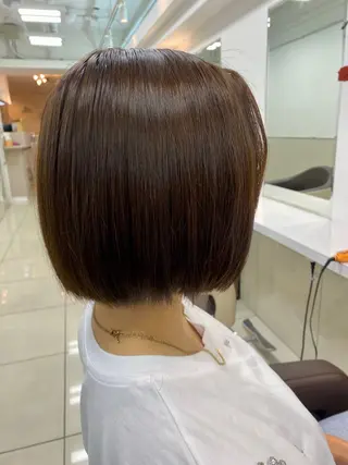 ミディアム カラー ボブ🪽 ばばゆうきのヘアスタイル
