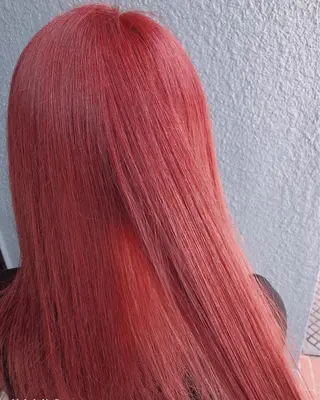 セミロング カラー デザインカラー✨新倉 佑奈のヘアスタイル
