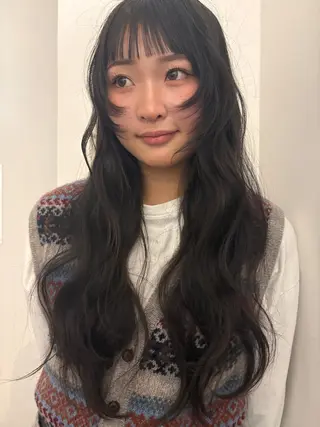 ロング nana🍎 透明感/艶/暖色のヘアスタイル