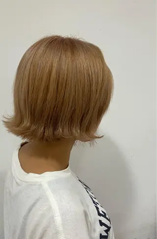 ショート カラー aini上本町 吉元直明のヘアスタイル