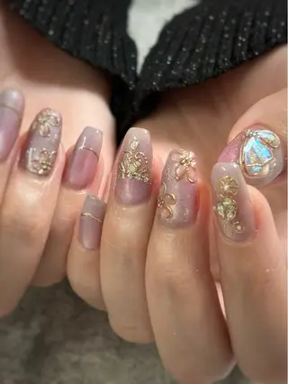 ネイル FIORITURA Maikoのネイルデザイン