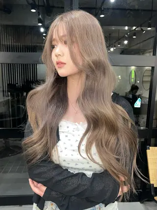 ロング LA KING 👑 【ハーツ】艶髪のヘアスタイル