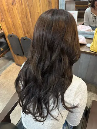 ロング 八木 輝のヘアスタイル