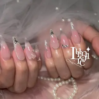 ネイル Lumière/ ロング/ワンホンのネイルデザイン