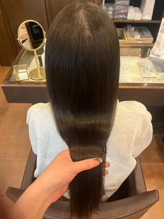 ロング 水野 真伽のヘアスタイル