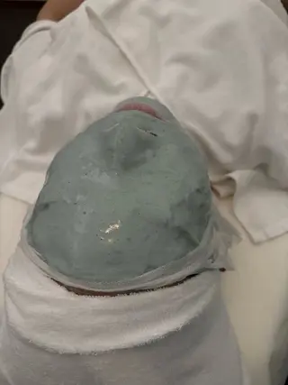 NARIS BEAUTY STATION　デ・アイム 京橋所属・ニキビ跡/毛穴/ 肌質改善/北村ももこのエステ・リラクイメージ