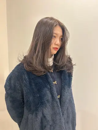 セミロング hair&eye🎀 /momoKaのヘアスタイル