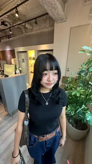 ミディアム カラー ひなの/透明感 カラー/レイヤーのヘアスタイル