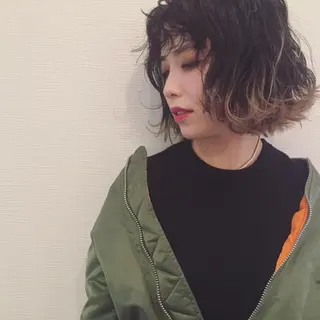 ミディアム カラー 池田 真由美のヘアスタイル