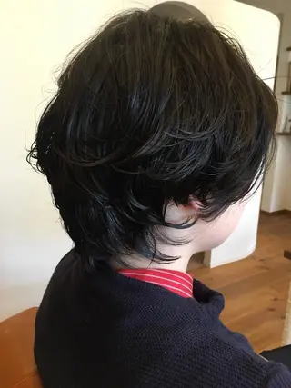 ショート 井上 真利のヘアスタイル
