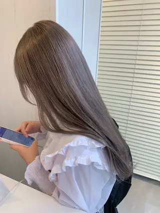ロング カラー 豊橋/菜月/ブリーチ /艶カラーハイトーンのヘアスタイル